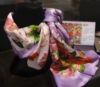 吳昊 玫瑰園絲巾