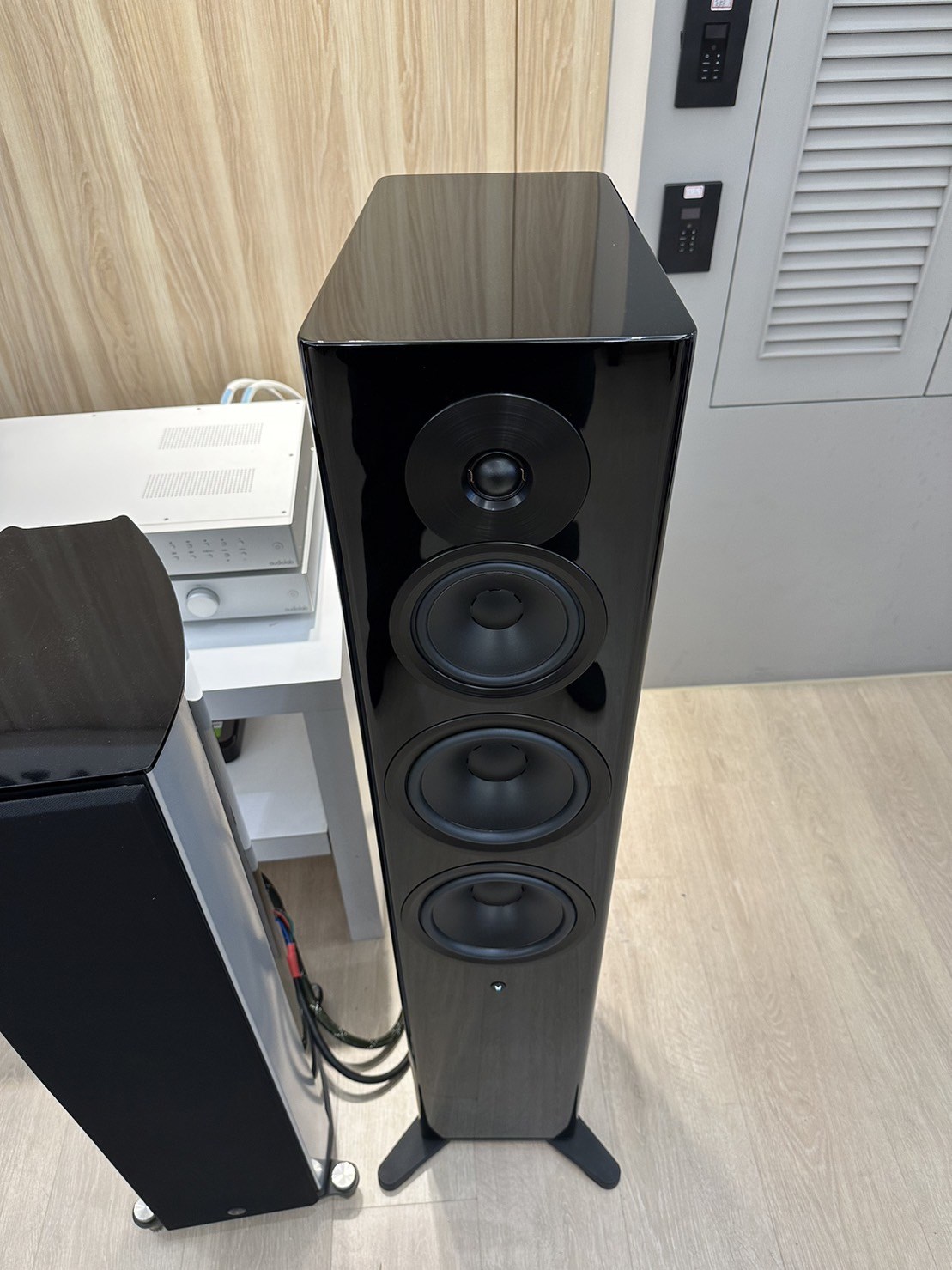 丹麥Dynaudio - New Focus 50 ， 試聽優惠 0983-365-912