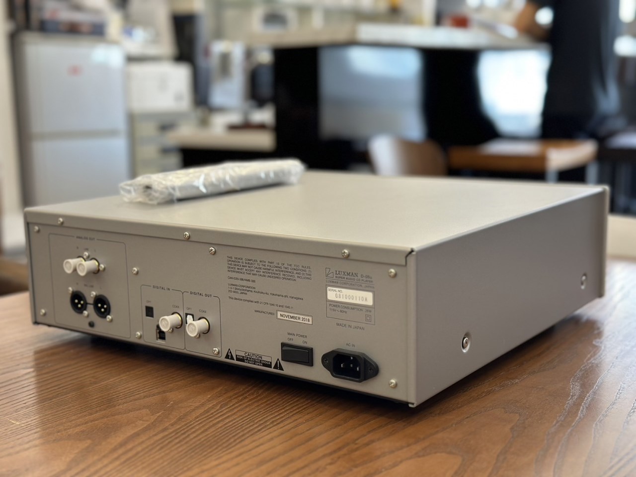 日本LUXMAN - D-05u CD/SACD播放器（二手/公司貨/ 近全新）
