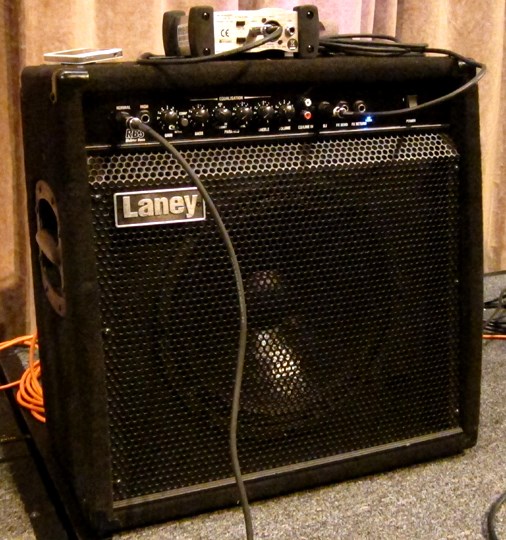 音箱出租-LaNEY RB-3電貝斯音箱出租(非販售)-活動演出攝影外拍/日租金$1000/24h/多日優惠另洽