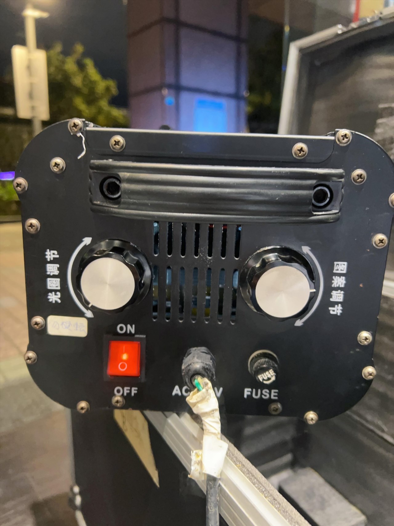 器材出租-LED 追蹤燈 150W/高亮度/可變色/(非販售)-日租每組$1500/24h /多日優惠另洽