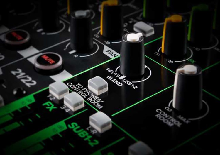 Mackie ProFX10v3 專業類比混音機-GigFX效果引擎/原廠公司貨