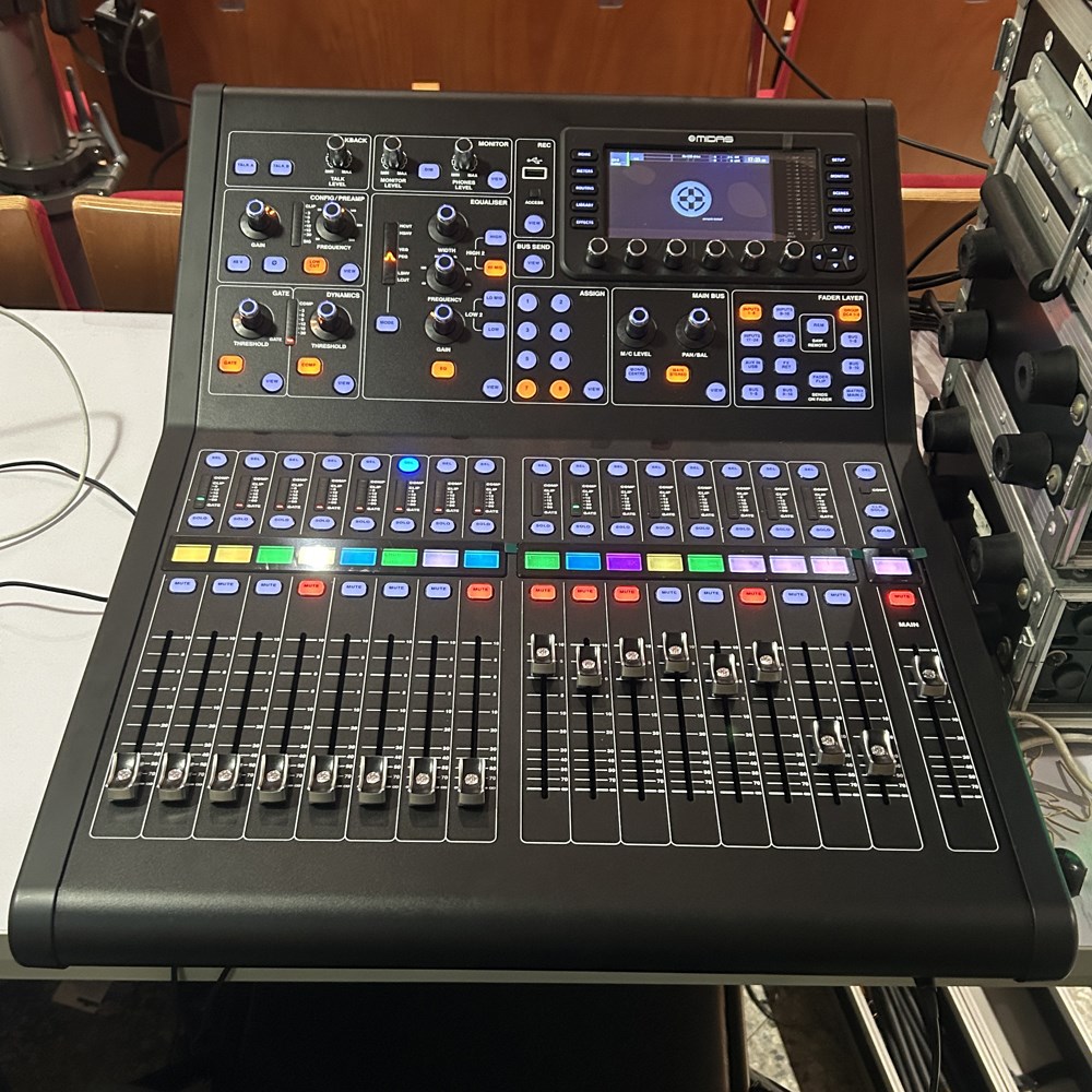 器材出租-MIDAS M32R LIVE數位混音器出租(非販售)-日租$3000/24h /多日優惠另洽