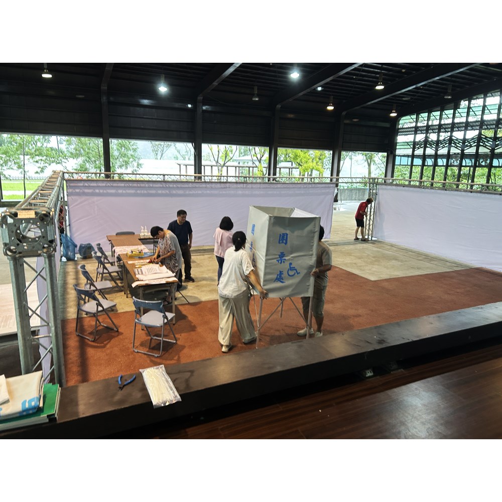 器材出租-選委會TRUSS 投票所 室內範例+大圖輸出施工安裝(非販售)-依造尺寸及距離報價/多日優惠另洽