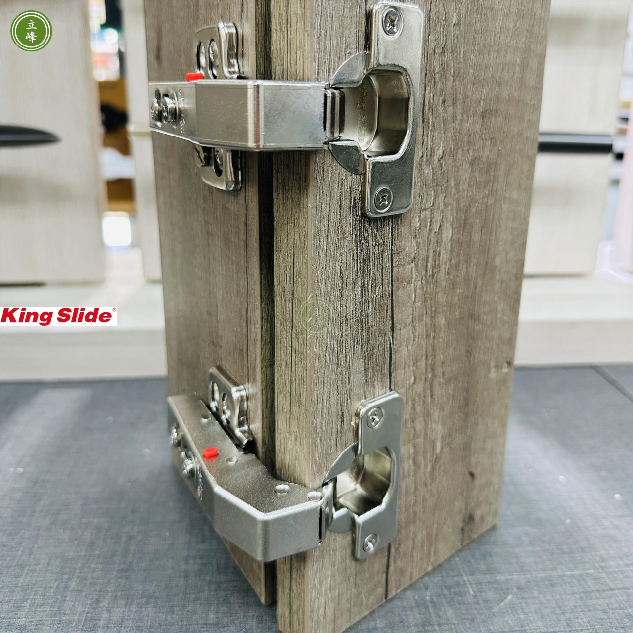 King Slide川湖 【負90度】緩衝鉸鍊 