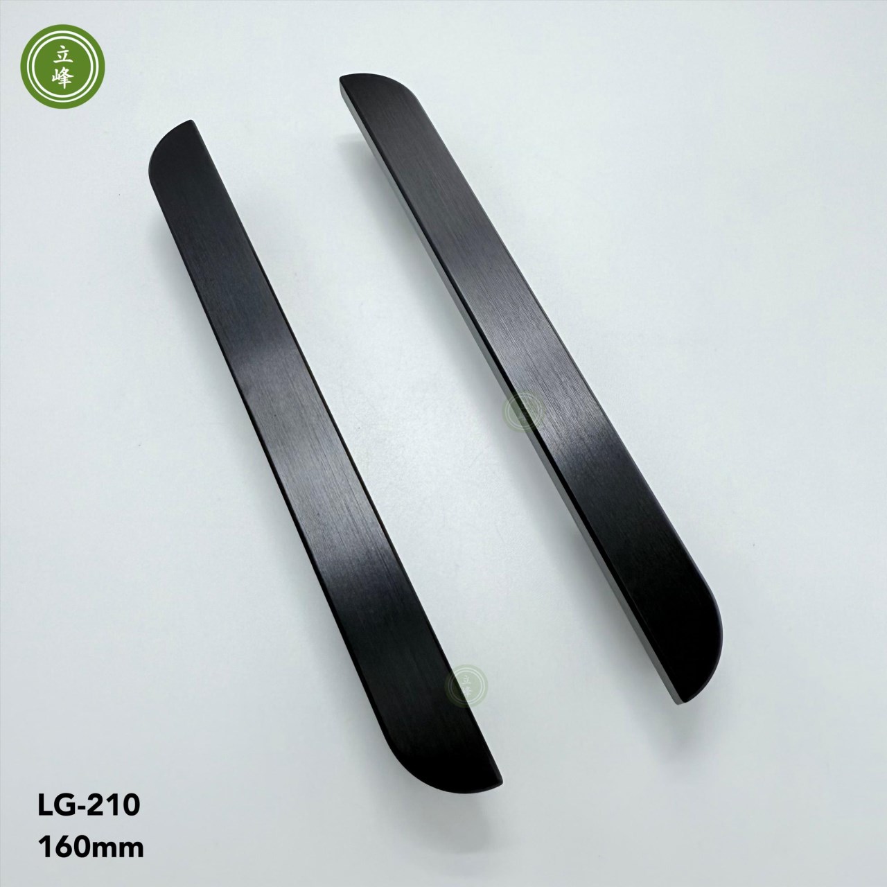 LG-210 黑色