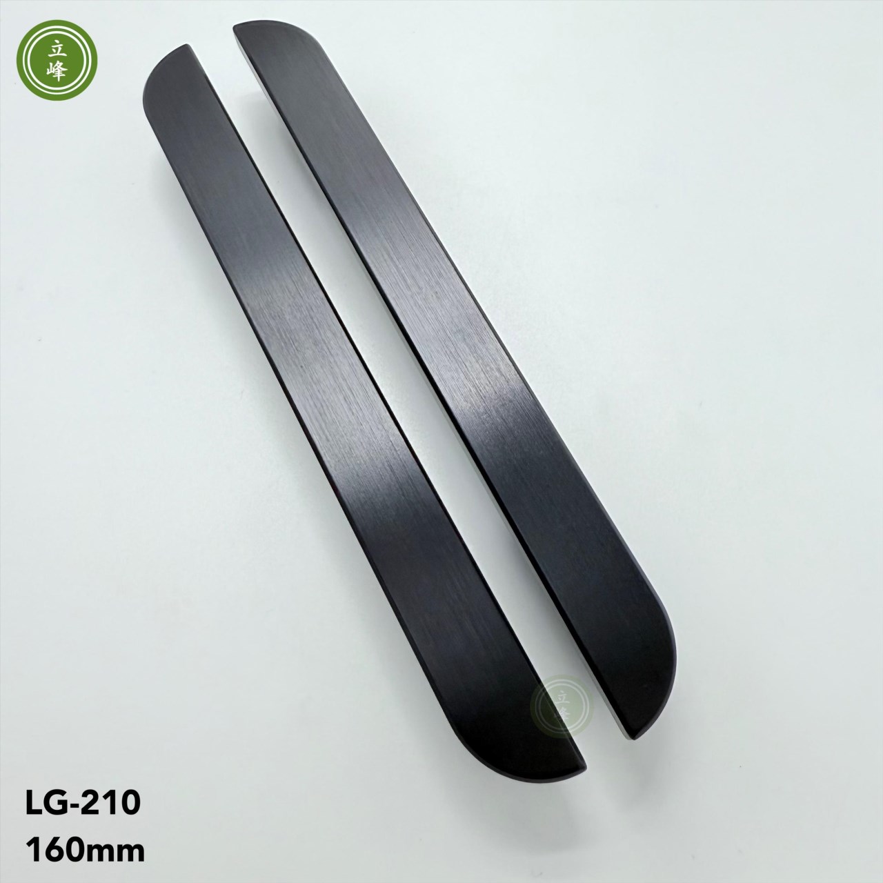 LG-210 黑色