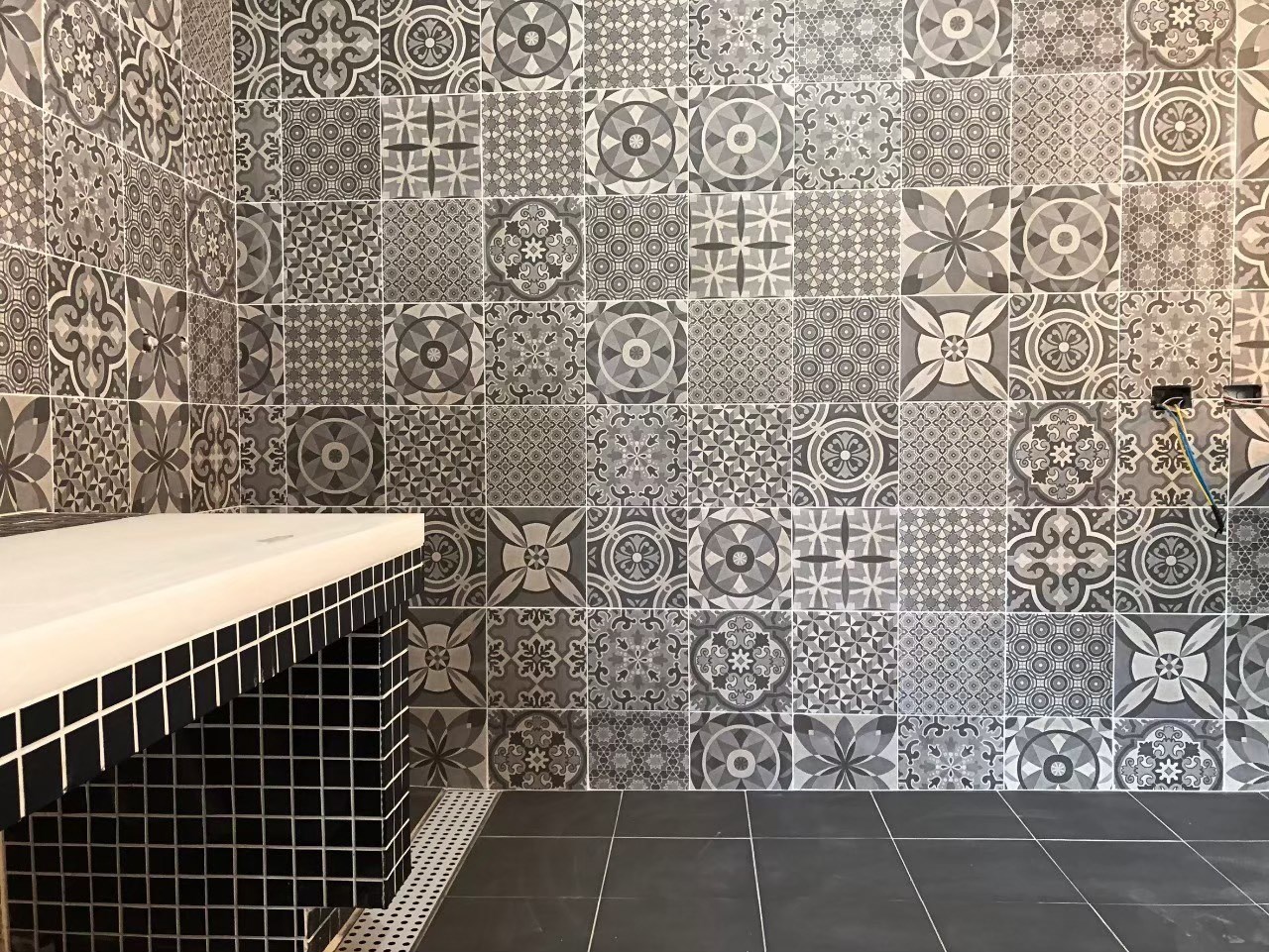 精美花磚 25*25 HC122