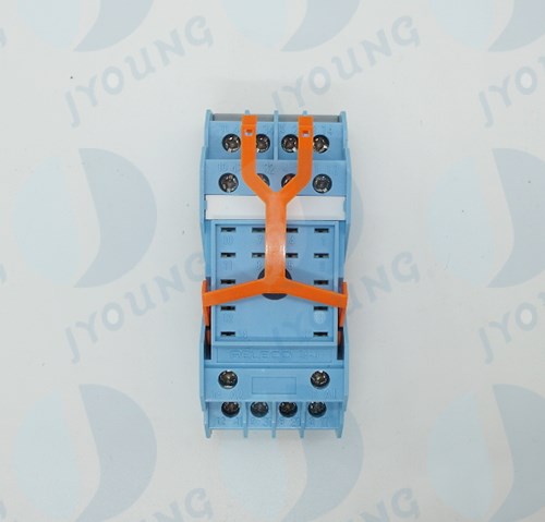 S4-J socket ComatReleco