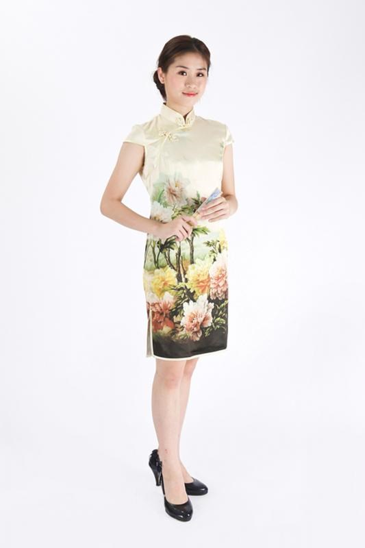 牡丹花短旗袍/米色