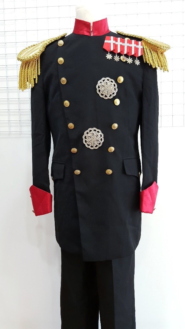 男宮廷服/皇家黑王子