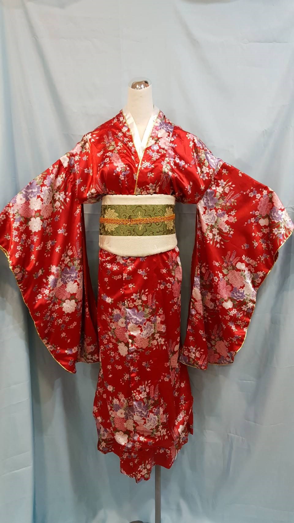 紅色和服/粉紫牡丹