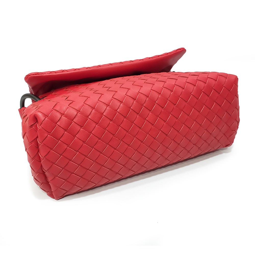 【BOTTEGA VENETA 】624043 經典手工編織小羊皮肩背包/斜背包(鮮紅色)