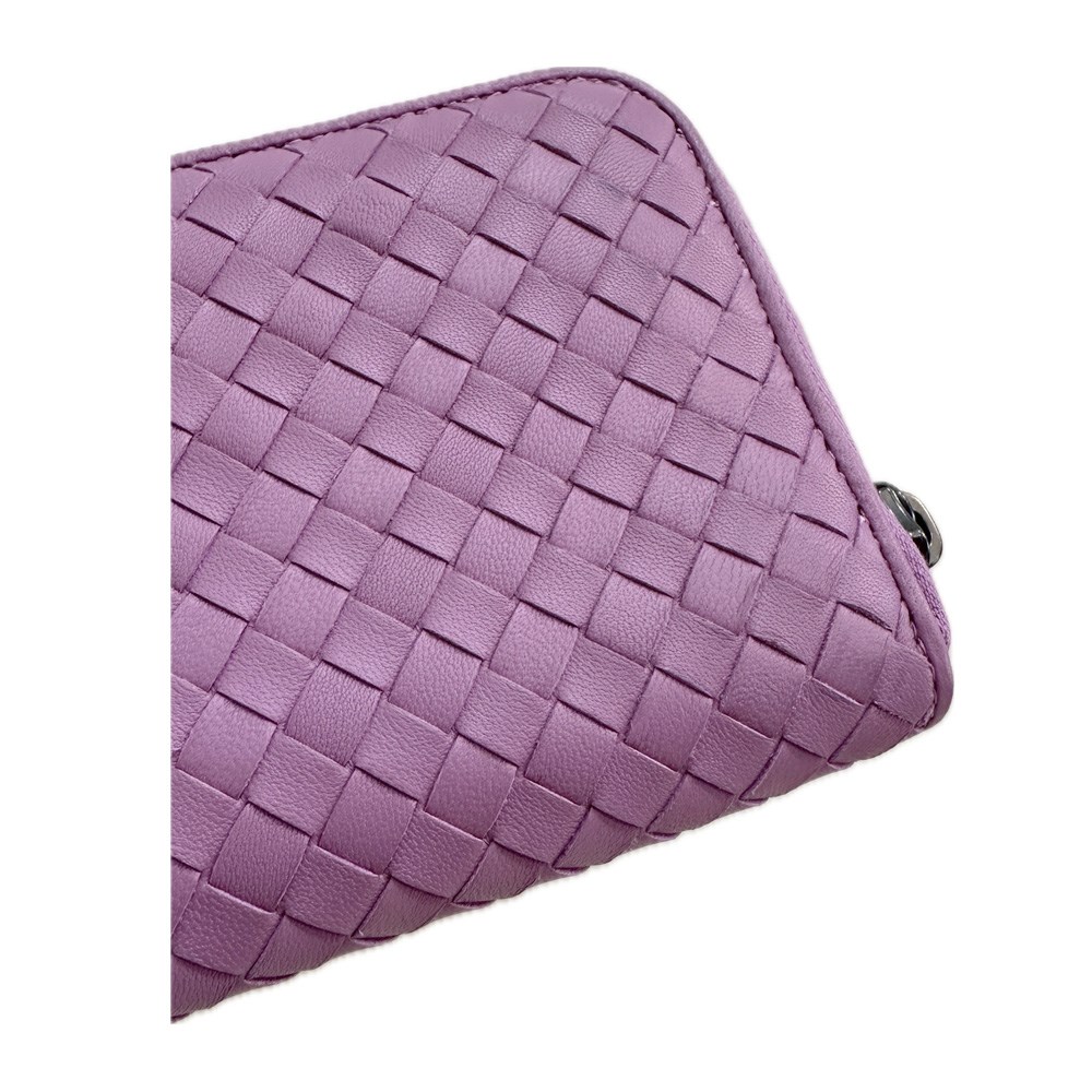 【BOTTEGA VENETA 寶緹嘉】518389 經典編織小羊皮拉鍊長夾(淡紫)