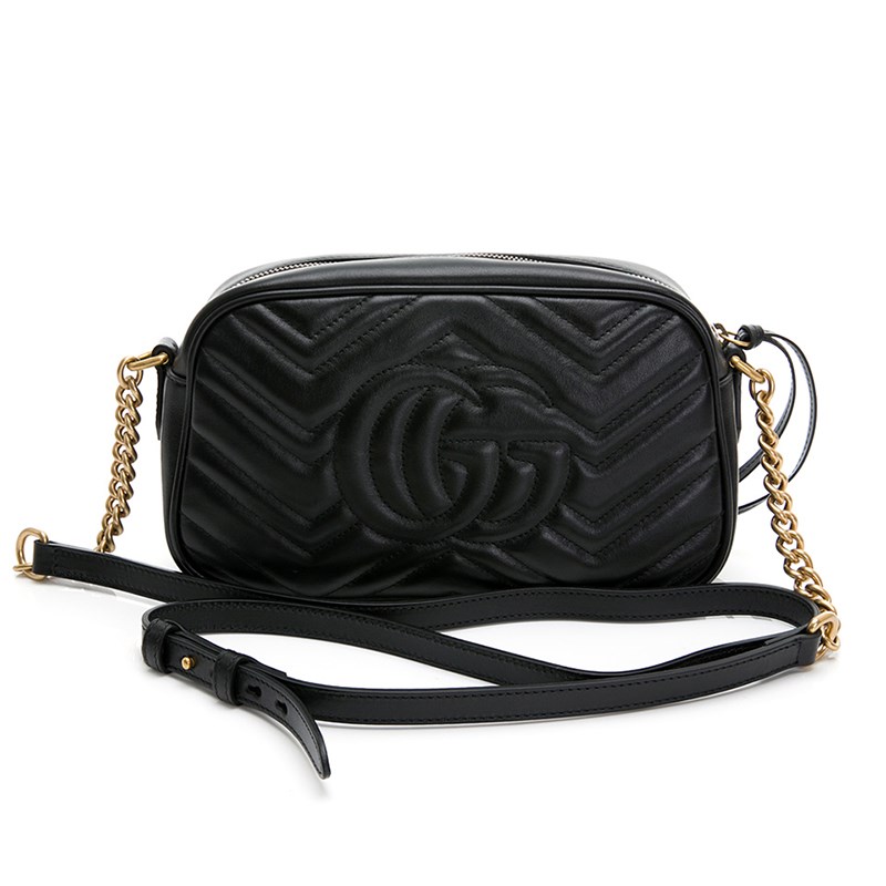 【GUCCI 古馳】447632 經典GG Marmont系列仿舊金色LOGO牛皮山字車紋肩背斜背相機包(黑色)