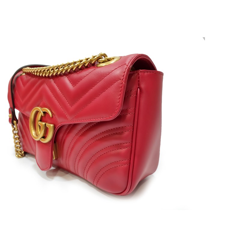 【GUCCI 古馳】443497 經典Marmont 系列仿舊金色雙G LOGO牛皮山字車紋壓釦肩/斜背包(紅色26cm)