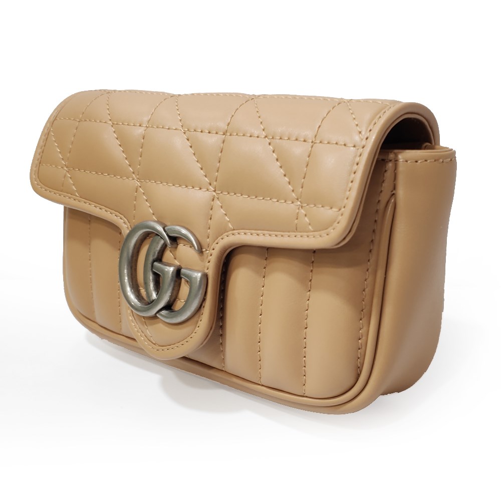 【GUCCI 古馳】476433 經典Marmont系列仿舊銀色GG LOGO牛皮山字紋MINI款手拿/腰包/肩背/斜背包(膚色)