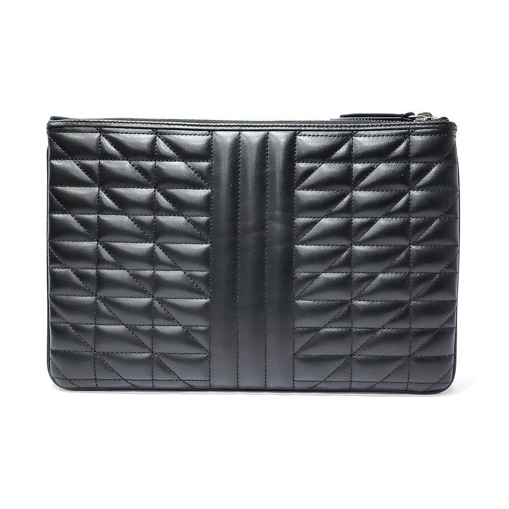 【GUCCI 古馳】525541 經典GG Marmont絎縫系列復古銀釦手拿包(黑色)