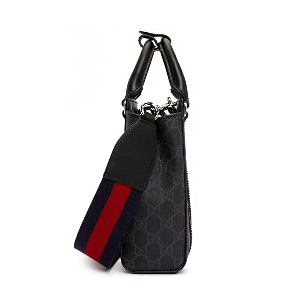 【GUCCI 古馳】696010 經典GG Supreme帆布迷你中性款手提/斜背手機兩用包(黑灰色)