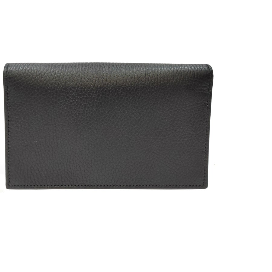 【GUCCI 古馳】615523 經典雙G金屬LOGO荔枝紋牛皮鏈帶扣式斜背包(黑色)