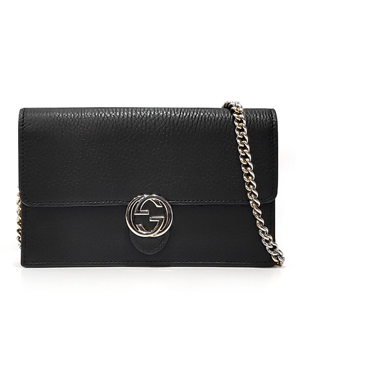 【GUCCI 古馳】615523 經典雙G金屬LOGO荔枝紋牛皮鏈帶扣式斜背包(黑色)