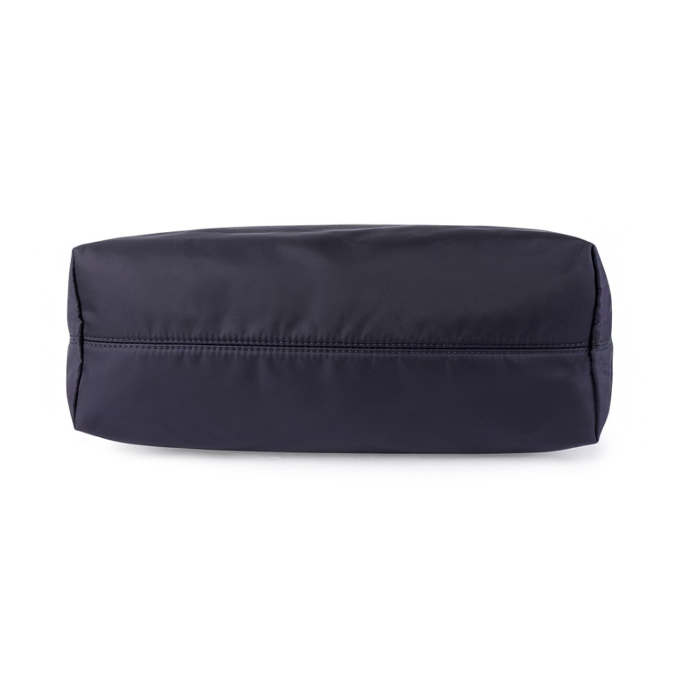 【BURBERRY 巴寶莉】80528581 經典燙印LOGO尼龍手提肩購物包托特包(深藍色)