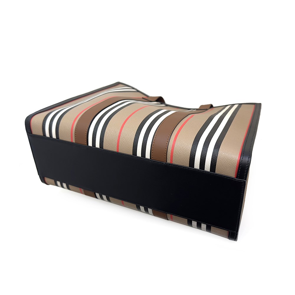 【BURBERRY 巴寶莉】80730561 經典LOGO拼條紋帆布托特肩背包(卡其色)