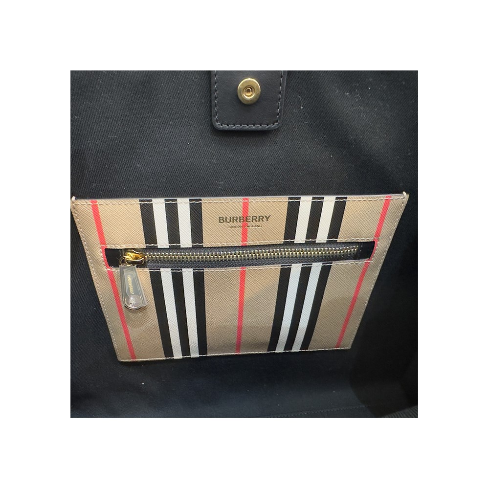 【BURBERRY 巴寶莉】80730561 經典LOGO拼條紋帆布托特肩背包(卡其色)