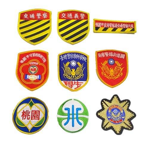  臂胸章