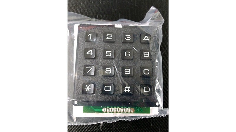  ★ 電子材料 ★ 4*4鍵盤開關 8P 按鍵式 黑色 0565A