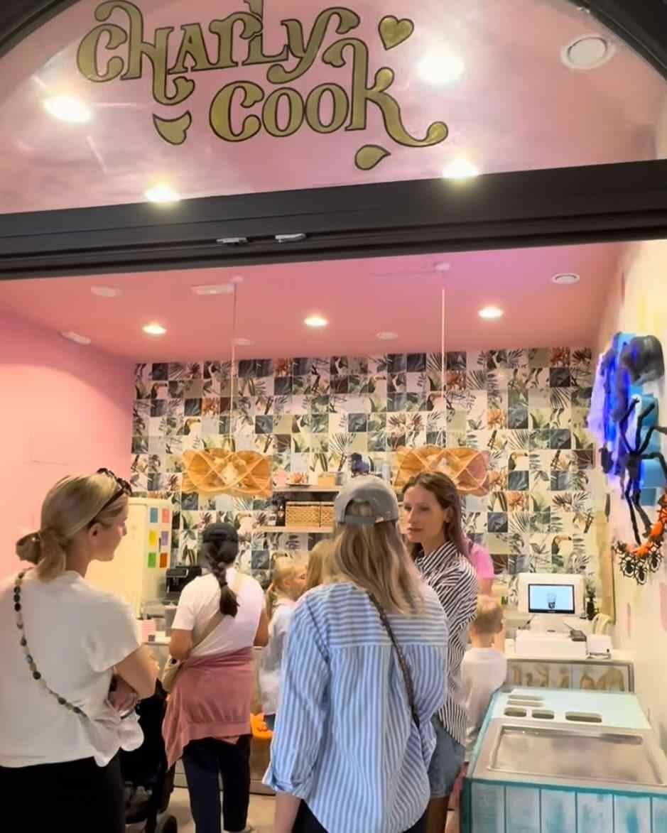 西班牙 亞馬遜素花磚 20*20CM 