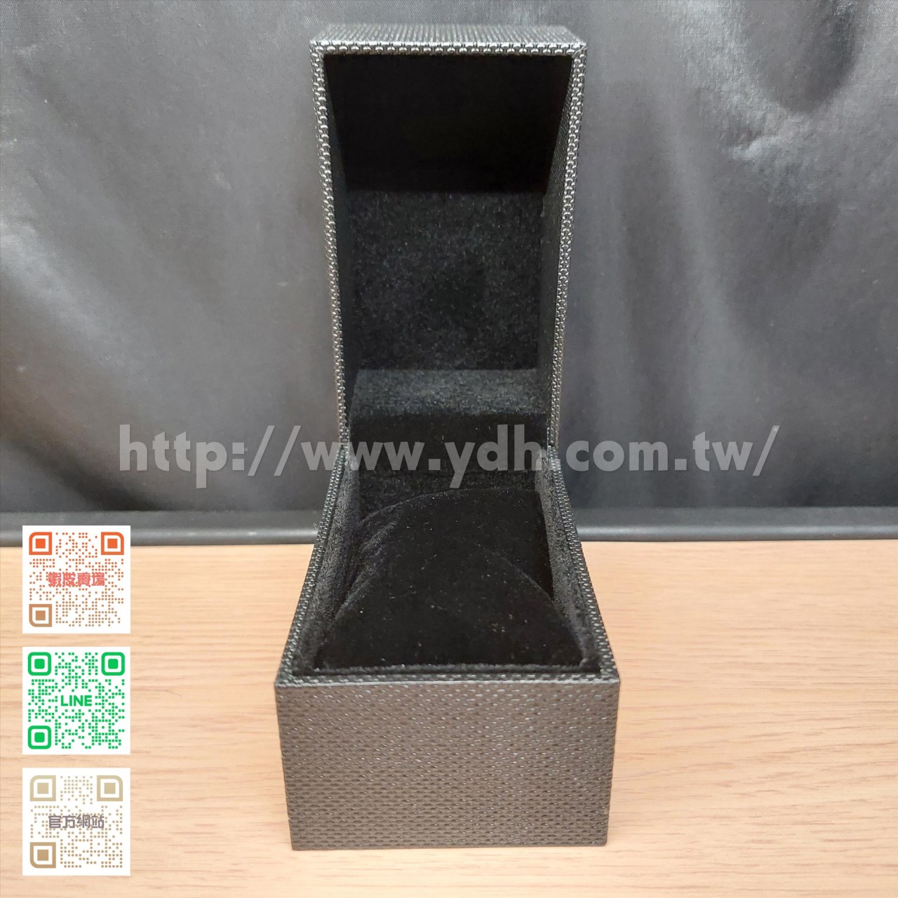 皮紋手錶盒(枕頭)