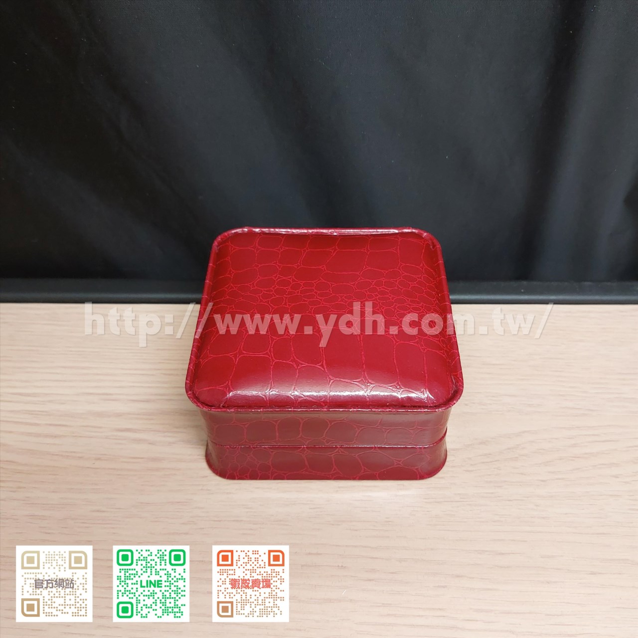 DNC鱷魚紋手鐲盒(扣子)