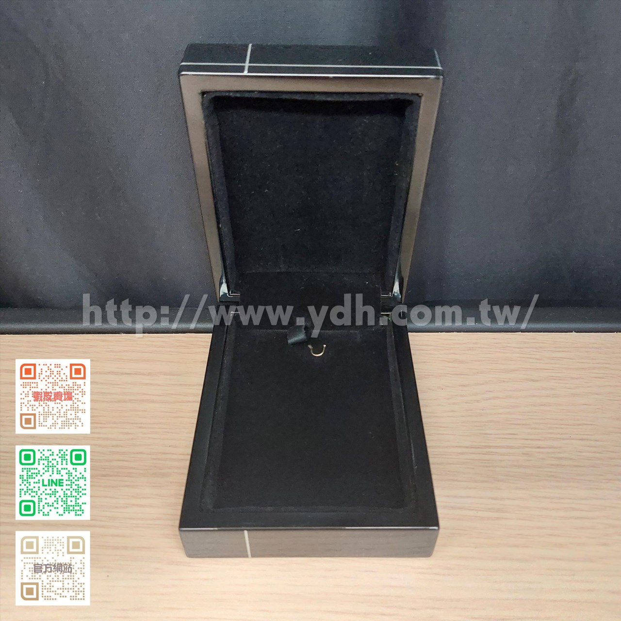 黑色烤漆木項鍊墜子盒