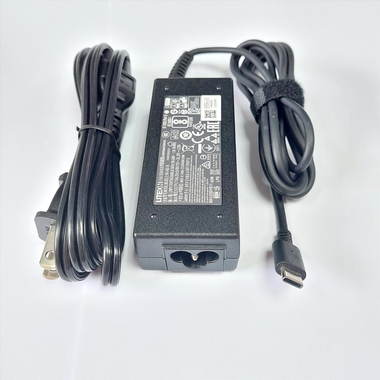 5V/9V/15V=3A   20V=2.25ATYPE-C  變壓器