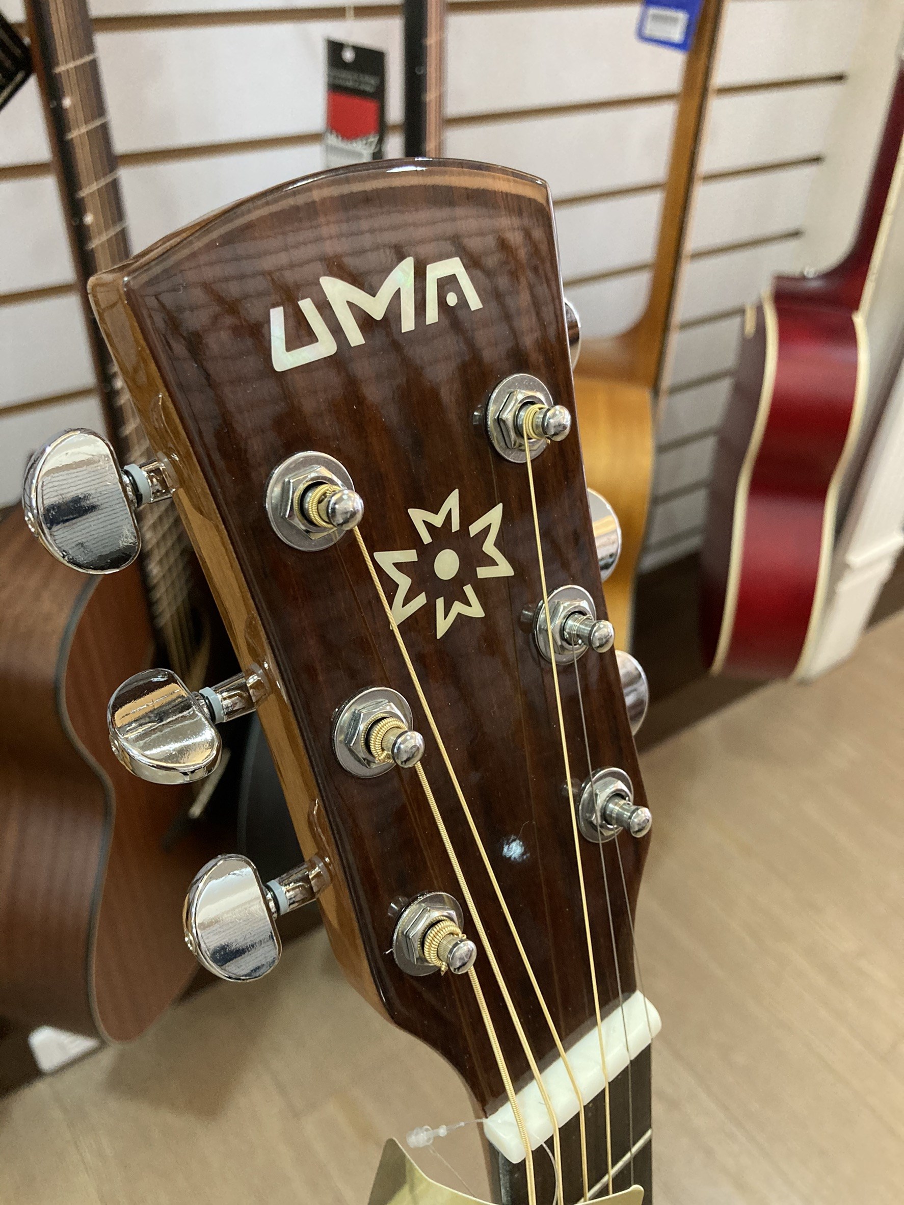 ＵＭＡ民謠吉他 K1M-D NA