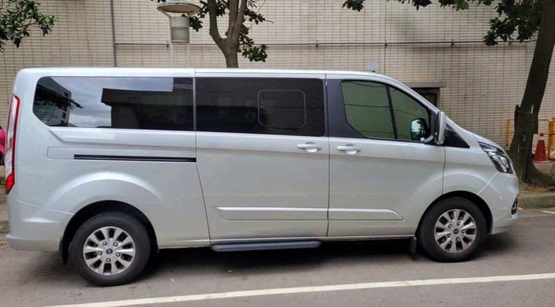 廂型7人座