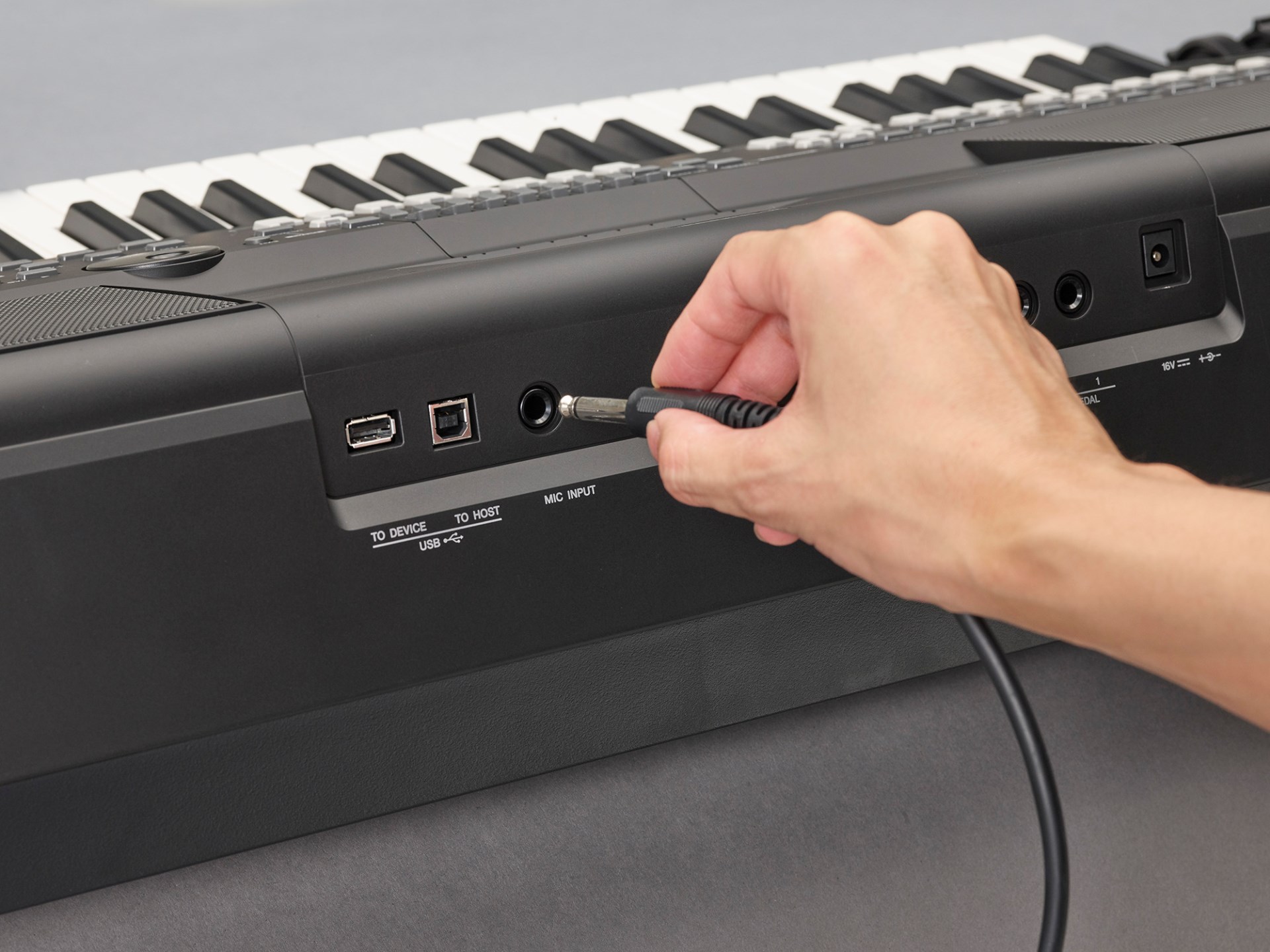 YAMAHA PSR-SX600 電子琴