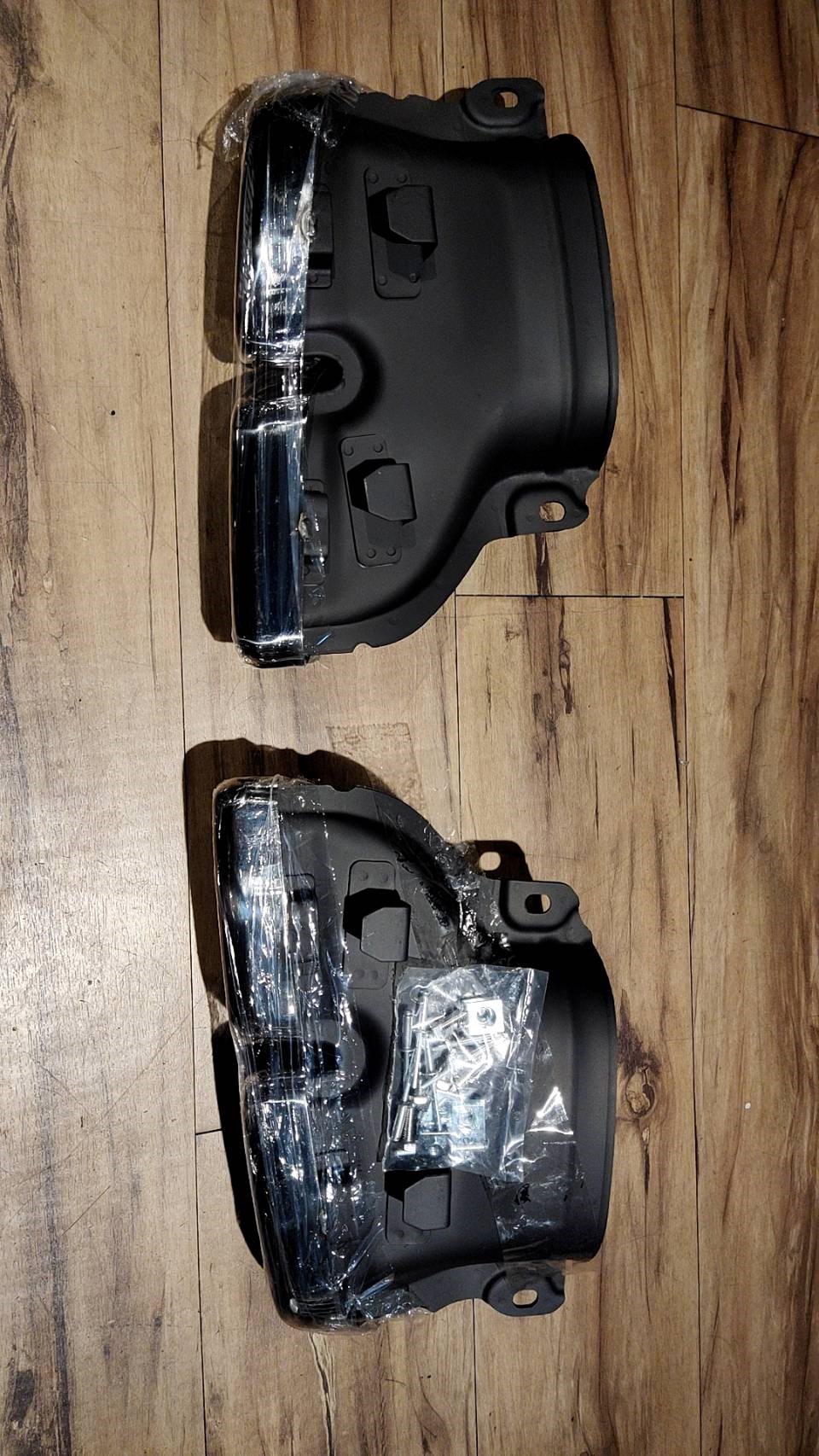 W205專用 雙排雙出 尾飾管