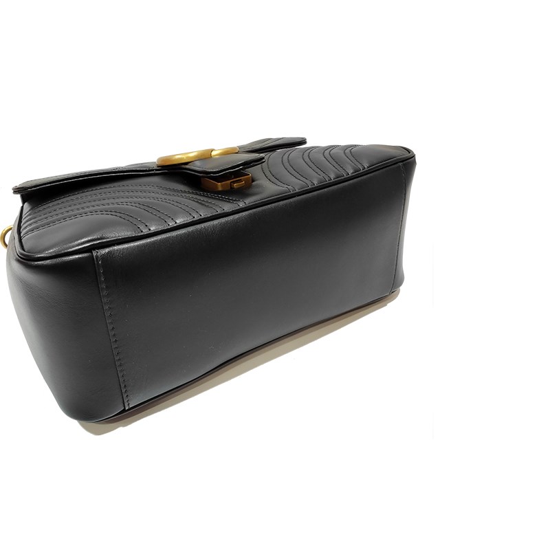 【GUCCI 】498110 Marmont 仿舊金色 LOGO牛皮暗釦手提/斜背包(黑色)