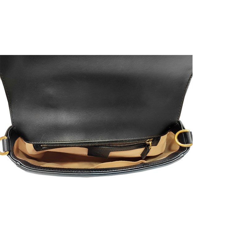 【GUCCI 】498110 Marmont 仿舊金色 LOGO牛皮暗釦手提/斜背包(黑色)