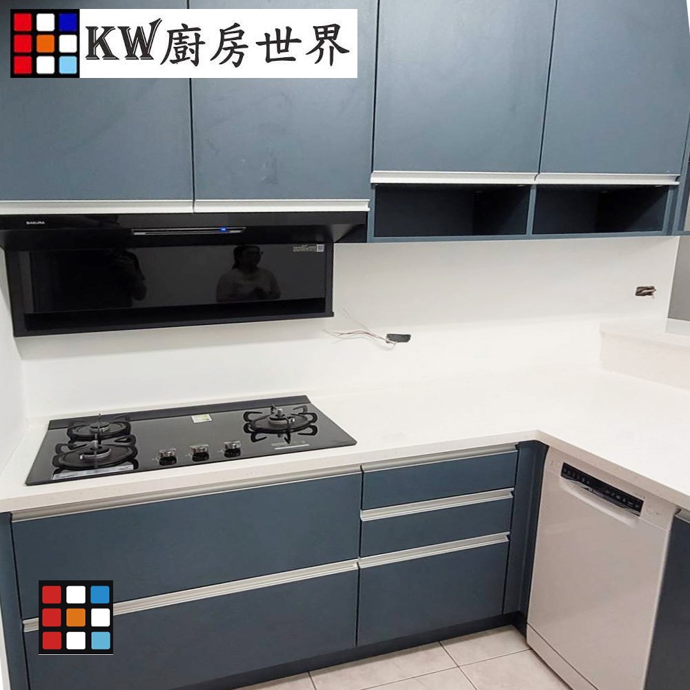 KW廚房世界，PK廚浴生活館，本公司專營：1.廚具規劃、設計(廚房整體設計)。8.廚房三機(熱水器、抽油煙機、瓦斯爐、烘碗機)