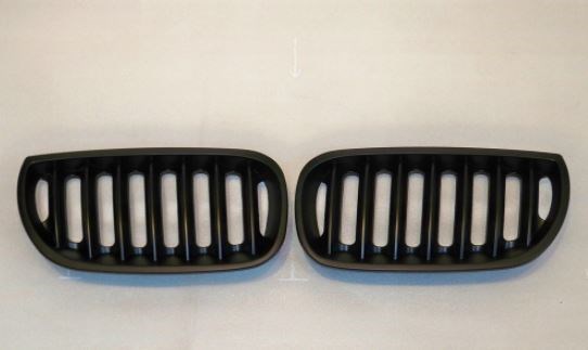 BMW E83 03~07年 水箱罩