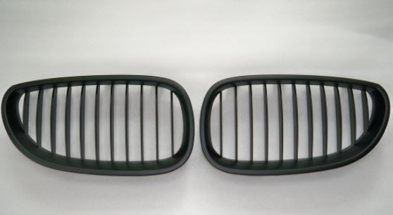 BMW E60 02~09年 水箱罩