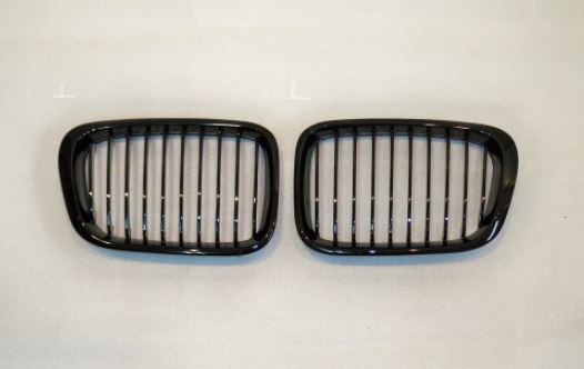 BMW E46 4D 98~02年 水箱罩