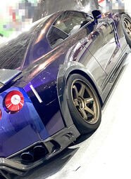 Nissan GTR 碳纖維CARBON側裙