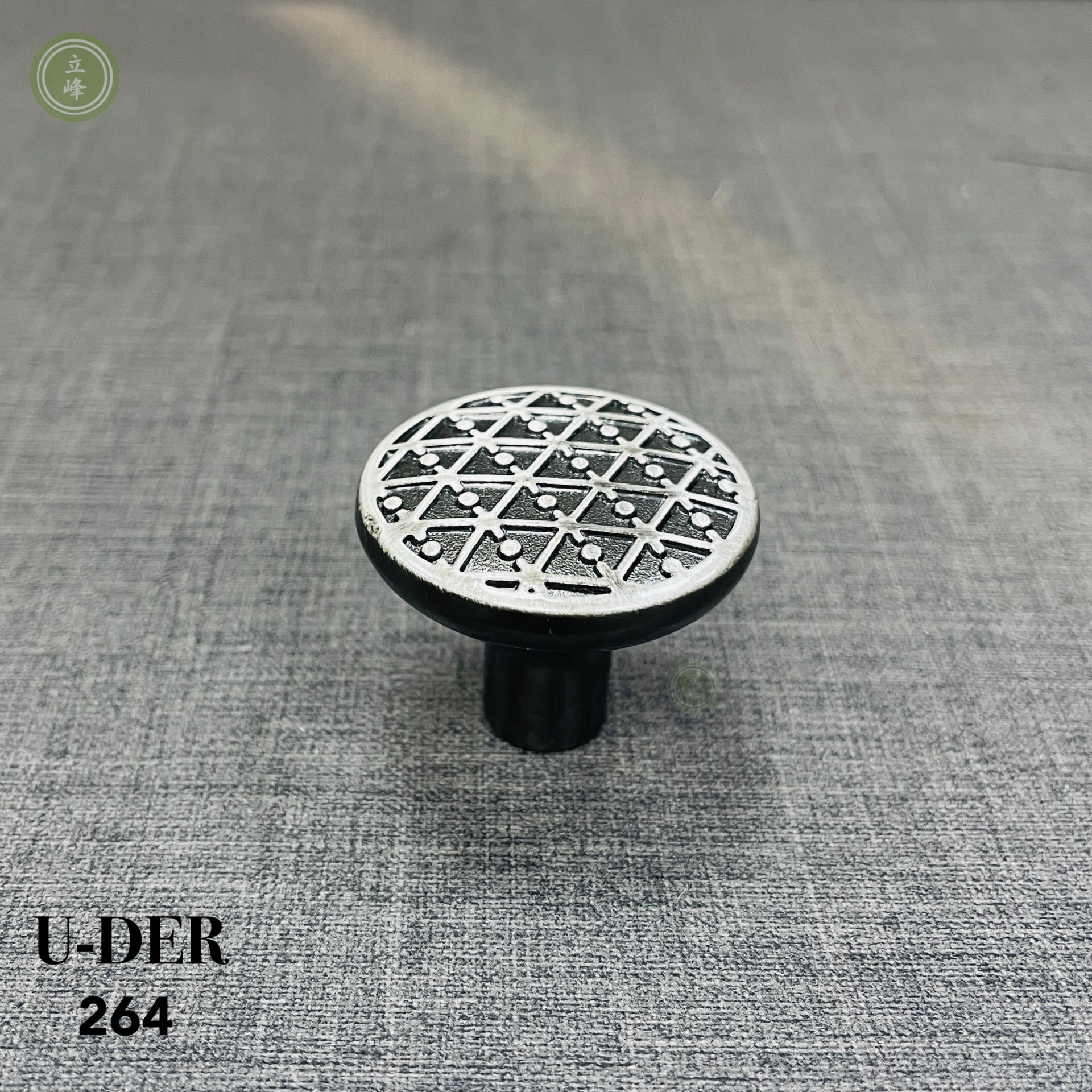 U-DER-264-BS【大霧銀】