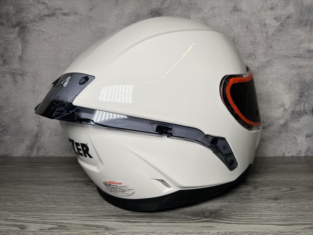 《遠古騎士》LAZER Rafale SR Z-LINE 素色 白 全罩安全帽 大鴨尾亞版