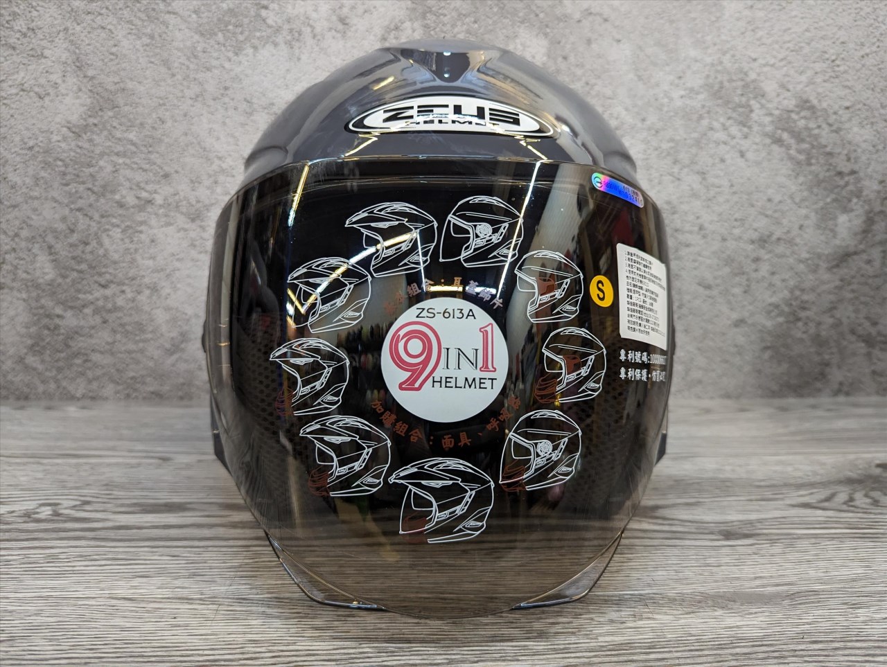 《遠古騎士》瑞獅 ZEUS 613B 素色 深灰 半罩安全帽 內襯全可拆 雙鏡片