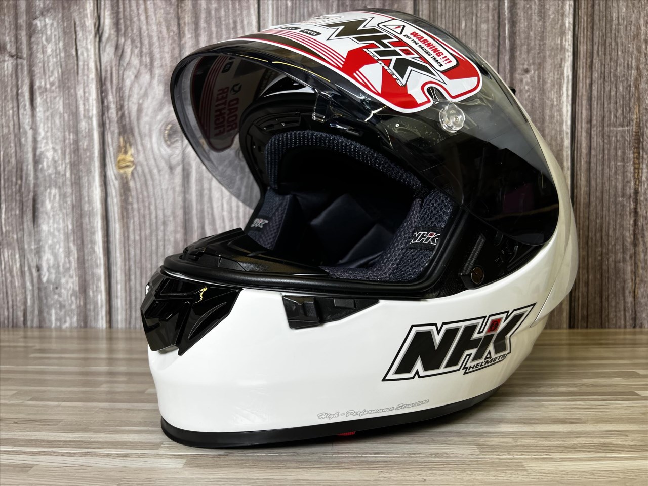 《遠古騎士》NHK GP-R Tech 素色 白色 選手帽 全罩式安全帽